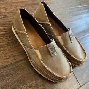 Ariat Women's Chestnut Suede Cruiser Shoes